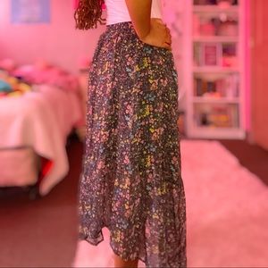 American Eagle Midi floral silky skirt